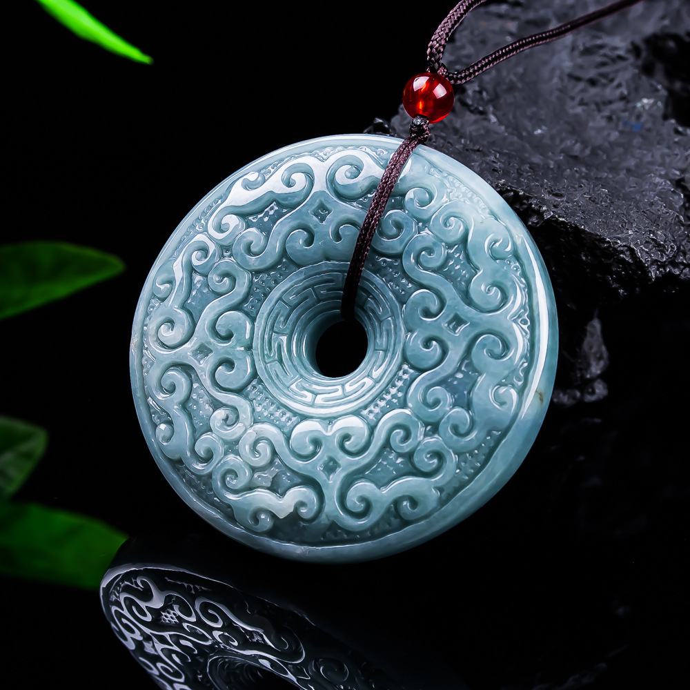 Jewelry & Watches Sp Z Oo Janów Lubelski - Collier pendentif fleur en jadéite birmane
