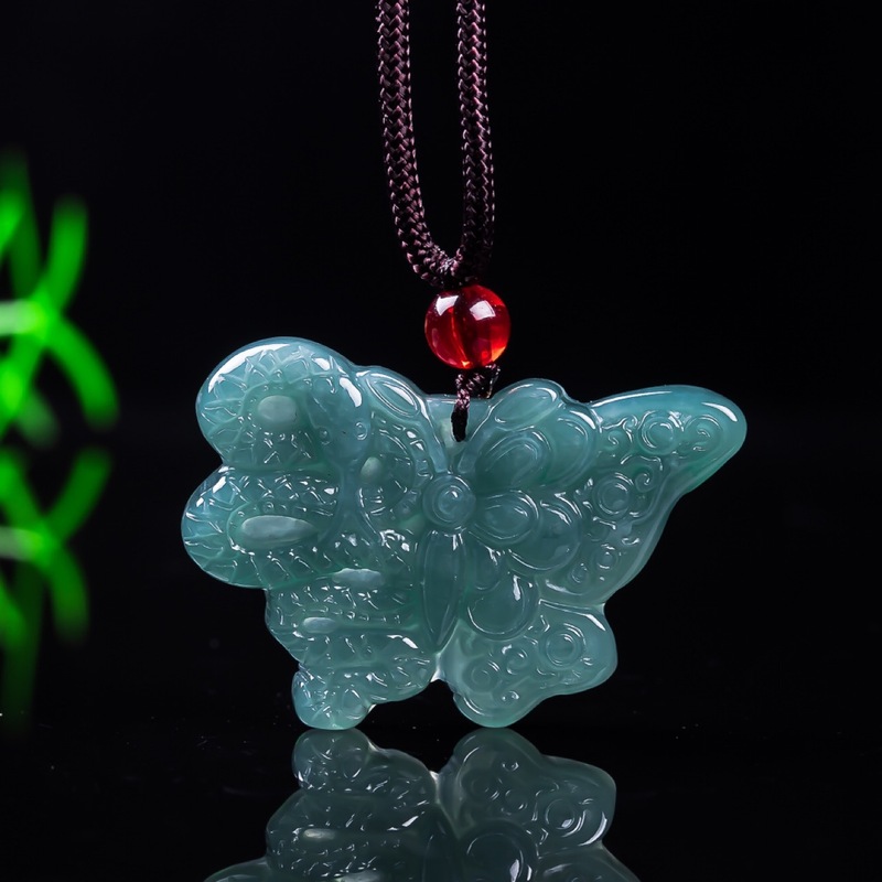 Jewelry & Watches Sp Z Oo Janów Lubelski - Jadeite naturelle de qualité A pour