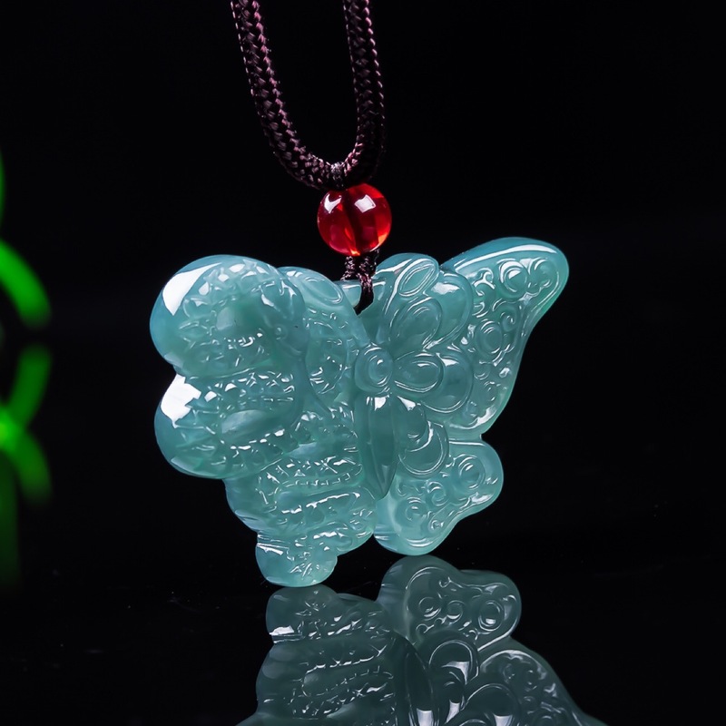 Jadeite naturelle de qualité A - Jewelry & Watches Sp Z Oo Janów Lubelski avis et prix