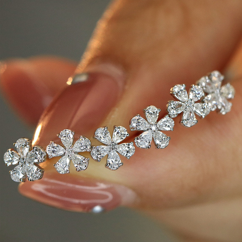 Aazuo Fine Jewelry – boucles d - Diamond Stud Earrings avis et prix