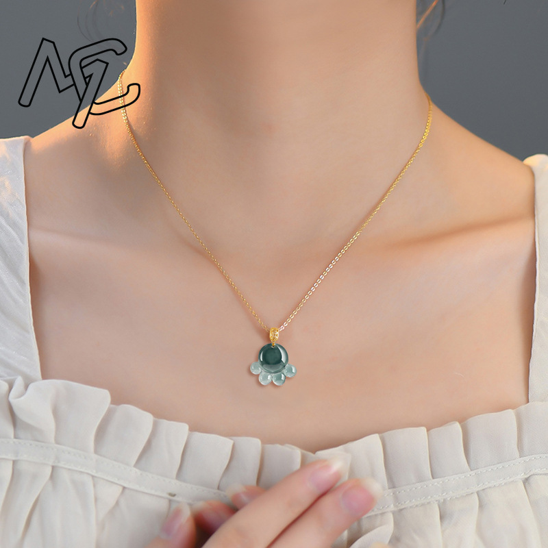 Collier pendentif patte de cha - Jewelry & Watches Sp Z Oo Janów Lubelski avis et prix