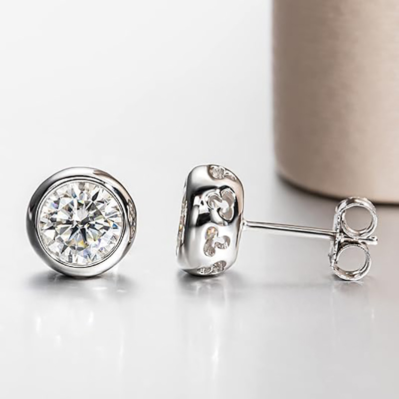 Boucles d'oreilles en diamant  - Diamond Stud Earrings avis et prix