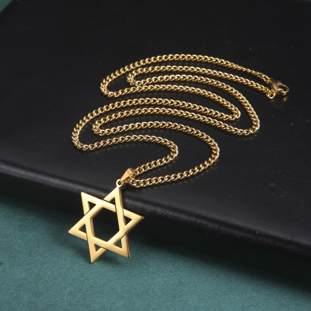 Collier pendentif étoile de Da - Jewelry & Watches Sp Z Oo Janów Lubelski avis et prix